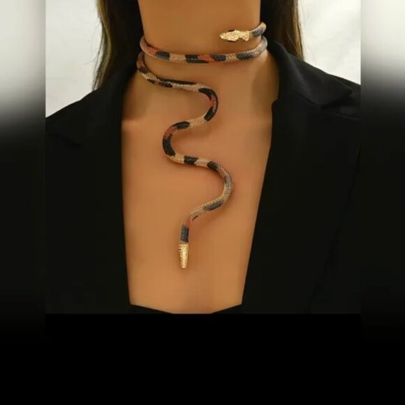 Glam Gold & Black Snake Choker Necklace – Bold Rhinestone Statement Accessory - Picture 2 of 7
